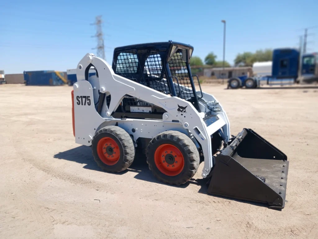 Minicargador Bobcat S175